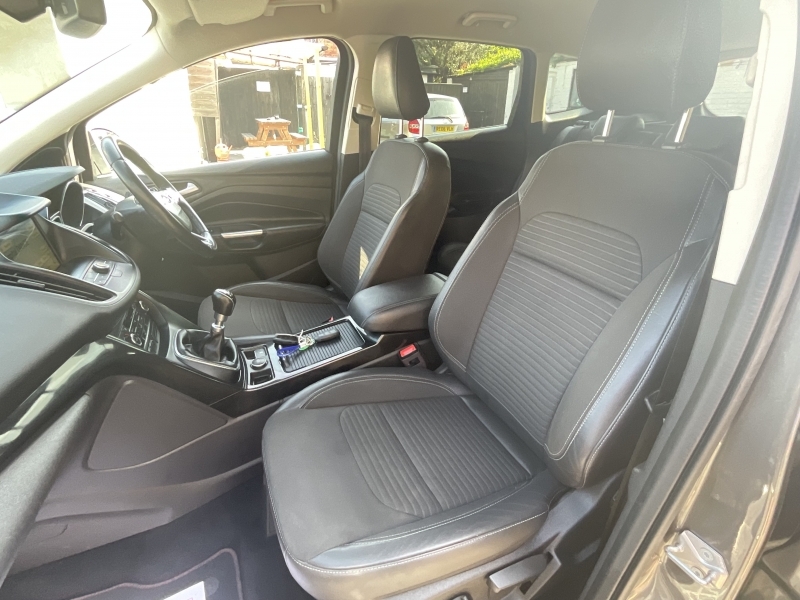 Ford Kuga Titanium Tdci MA18RJI Grey #5