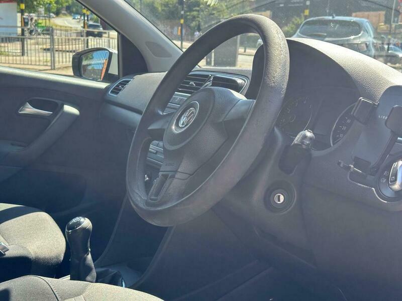 Volkswagen Polo 1.2 Tsi 7 Speed Dsg-low Mileage-privacy Glass Uk  #20