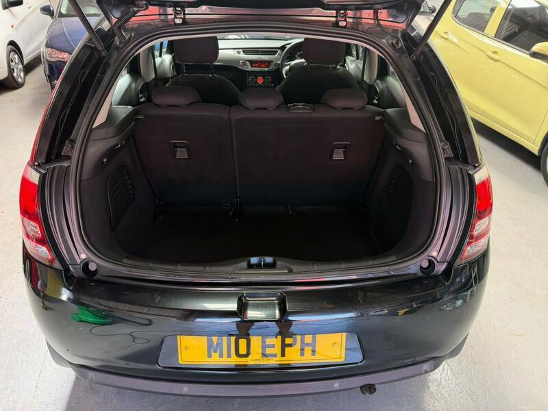 Citroen C3 Citroen C3 1.0 C3 Vt White #19