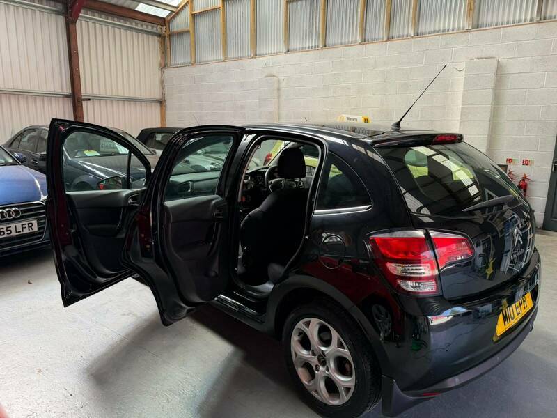 Citroen C3 Citroen C3 1.0 C3 Vt White #15