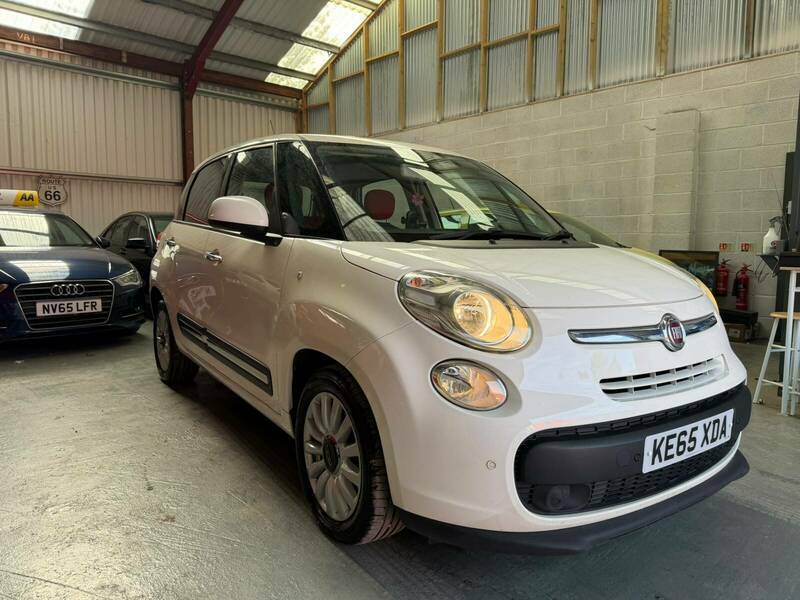 Fiat 500L Mpv White #28