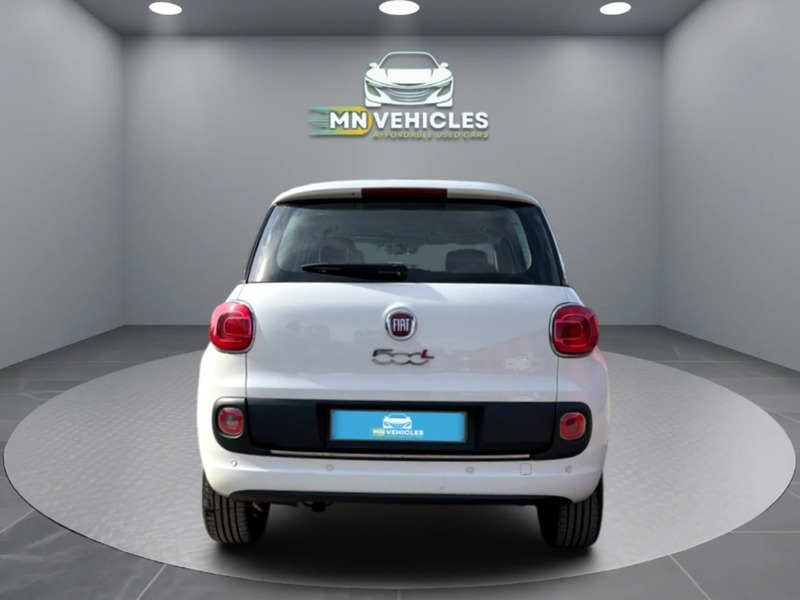Fiat 500L Mpv White #7