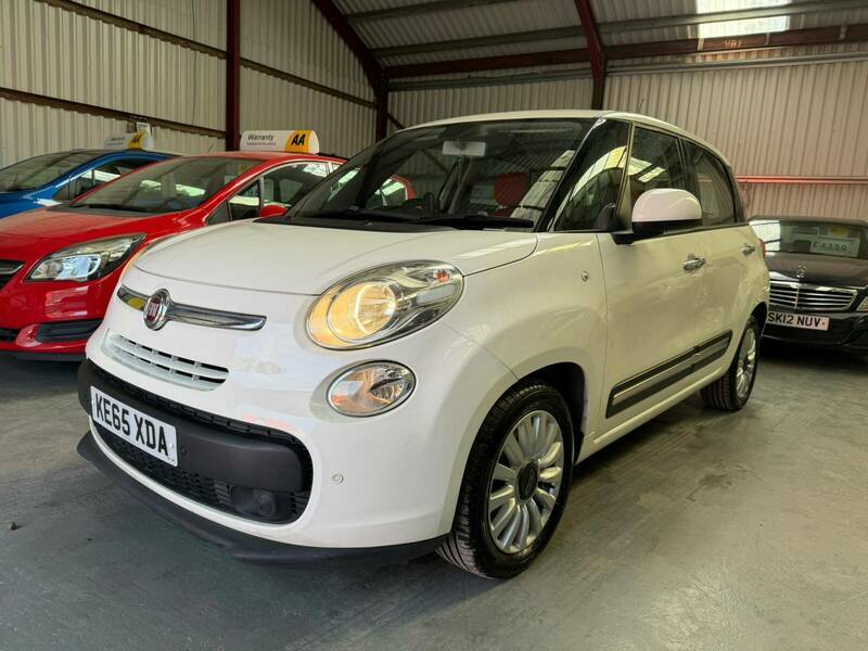 Fiat 500L Mpv White #27