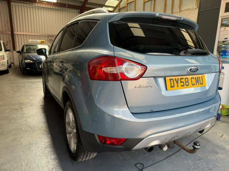 Ford Kuga 2.0 Tdci Titanium Awd Euro 4 Black #3