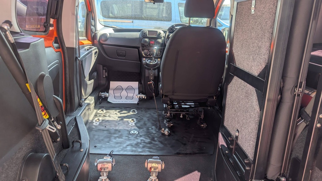 Fiat Qubo Diesel Orange #2