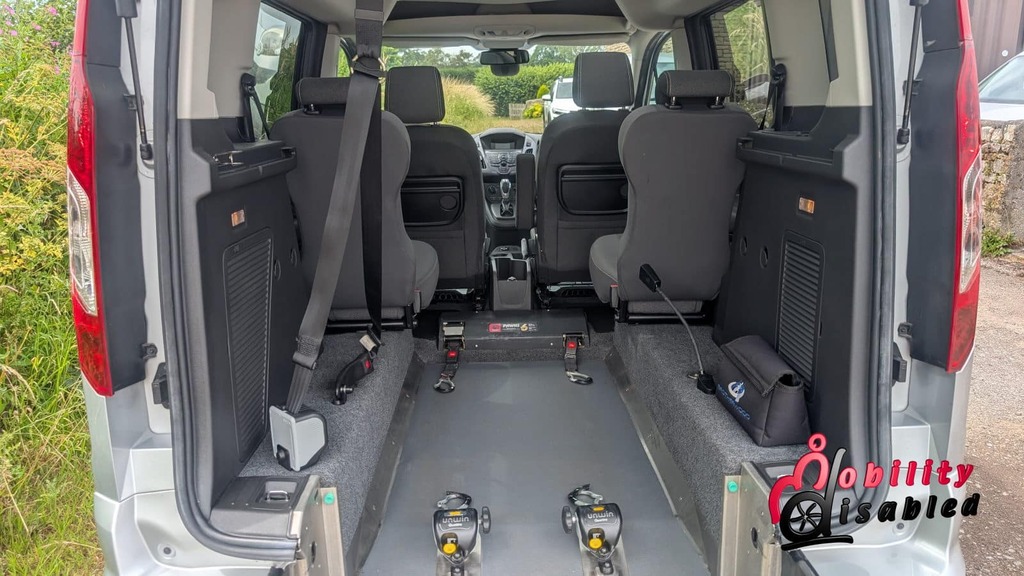 Ford Tourneo Connect Tourneo Connect Titanium Tdci Silver #23