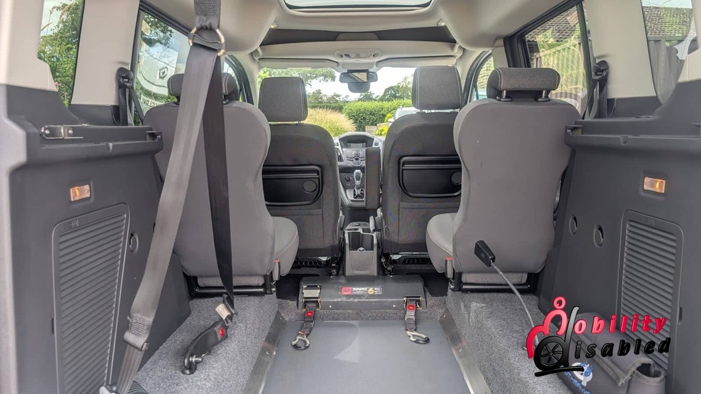 Ford Tourneo Connect Tourneo Connect Titanium Tdci Silver #22