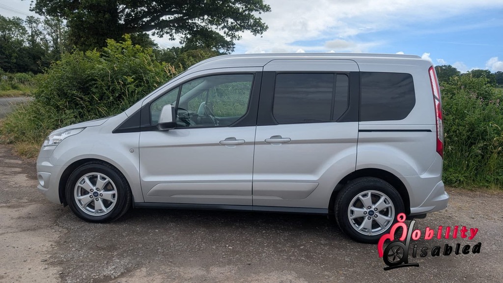 Ford Tourneo Connect Tourneo Connect Titanium Tdci Silver #9