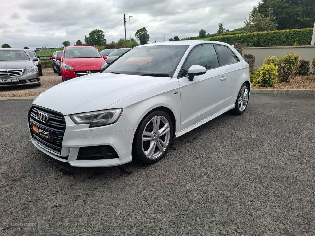 Audi A3 1.6 Tdi 116 S Line NA17KXZ White #2