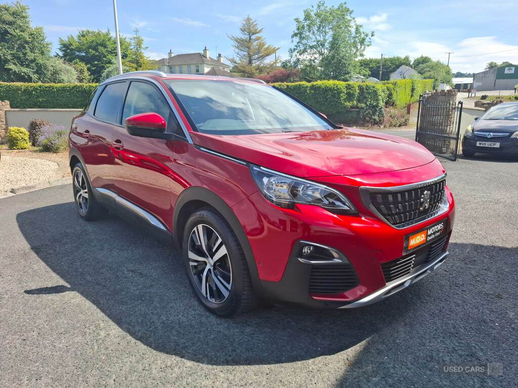 Peugeot 3008 1.5 Bluehdi Allure Red