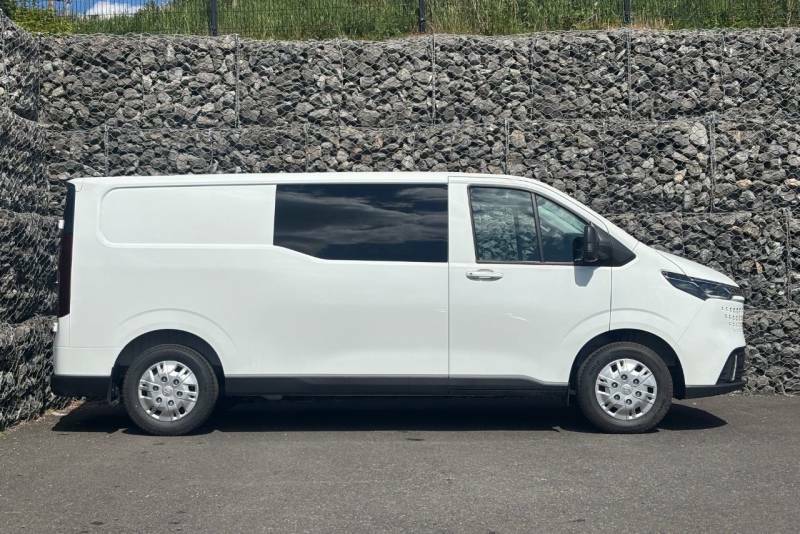 Maxus Deliver 7 1.0 Ecoboost Hybrid Mhev Titanium - 2026 75 Black #18
