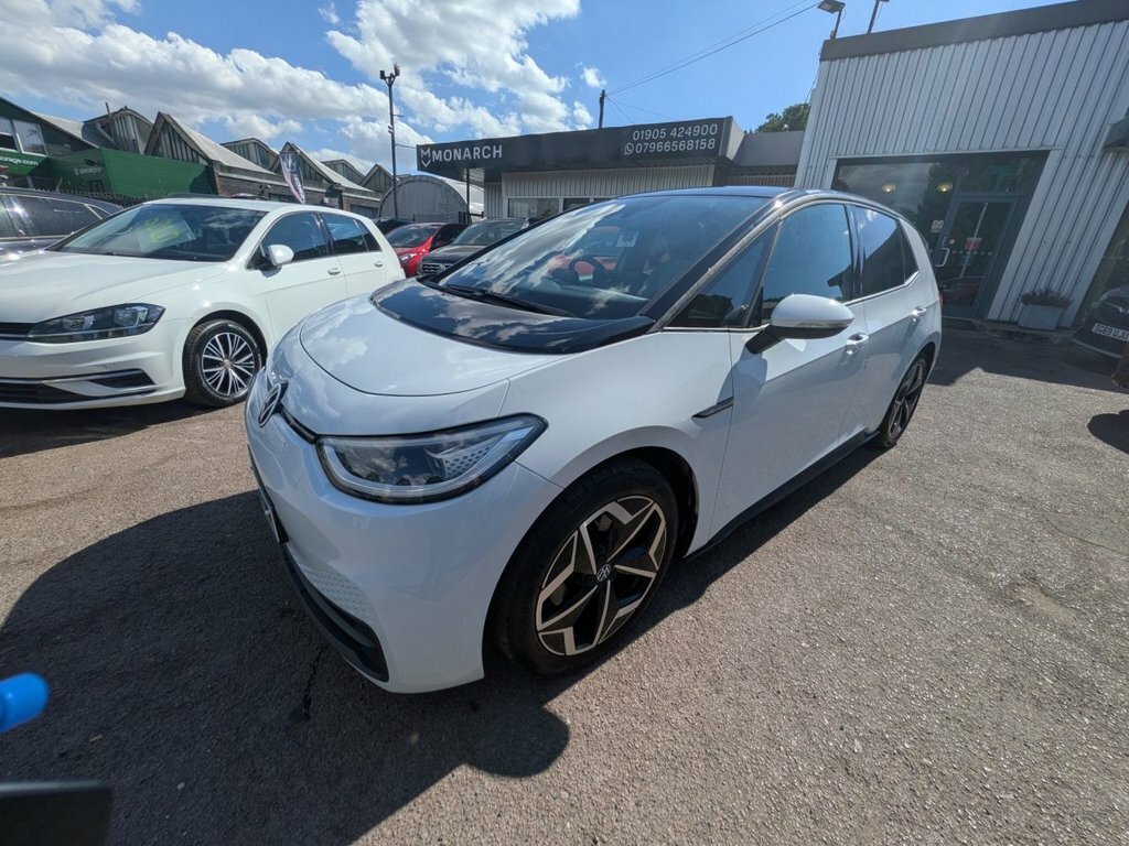 Volkswagen ID.3 Hatchback White