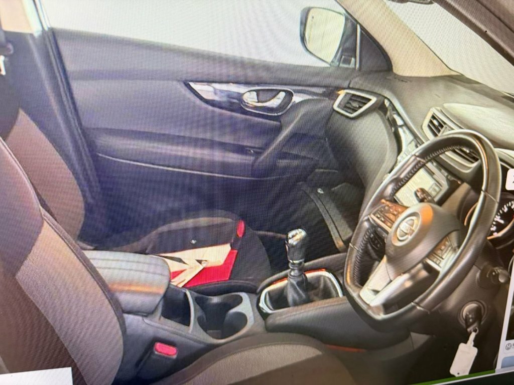 Nissan Qashqai 1.3L Acenta Premium Grey #4