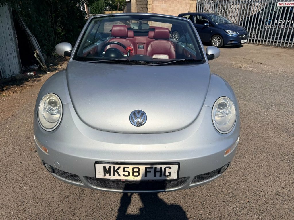 Volkswagen Beetle 1.6L Sola Silver #2
