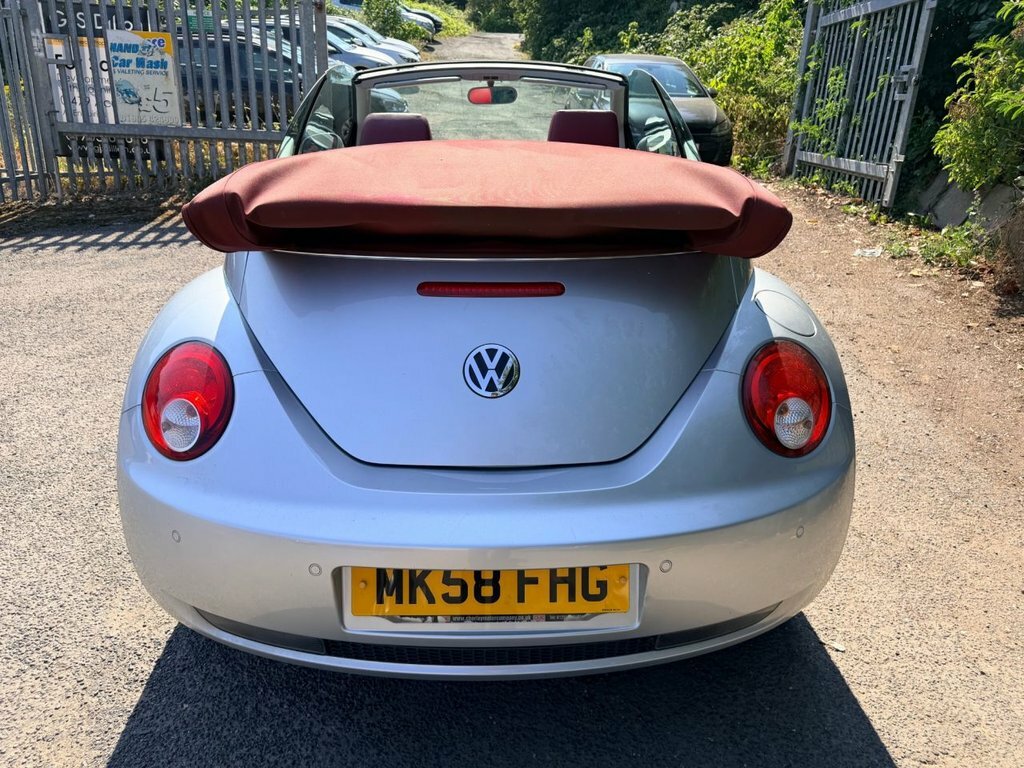 Volkswagen Beetle 1.6L Sola Silver #5