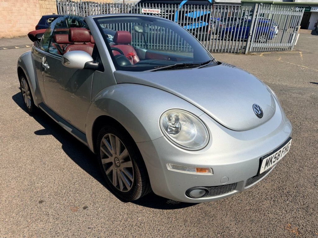 Volkswagen Beetle 1.6L Sola Silver #3