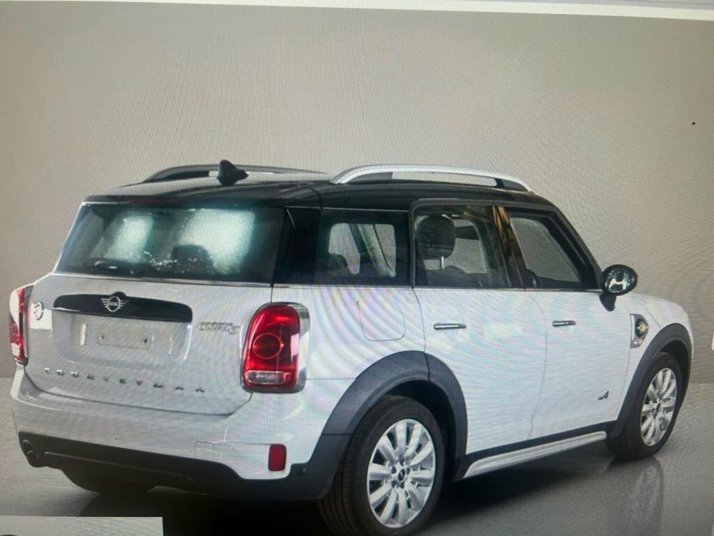 Mini Countryman Hatchback Green #3