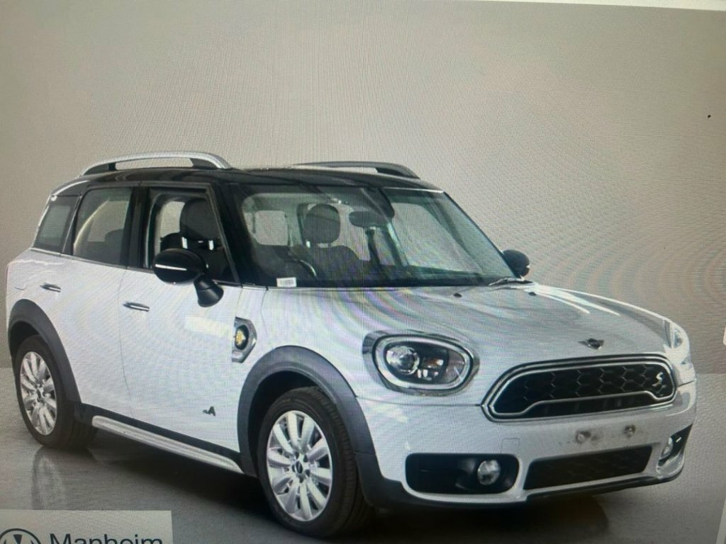 Mini Countryman Hatchback Green #2