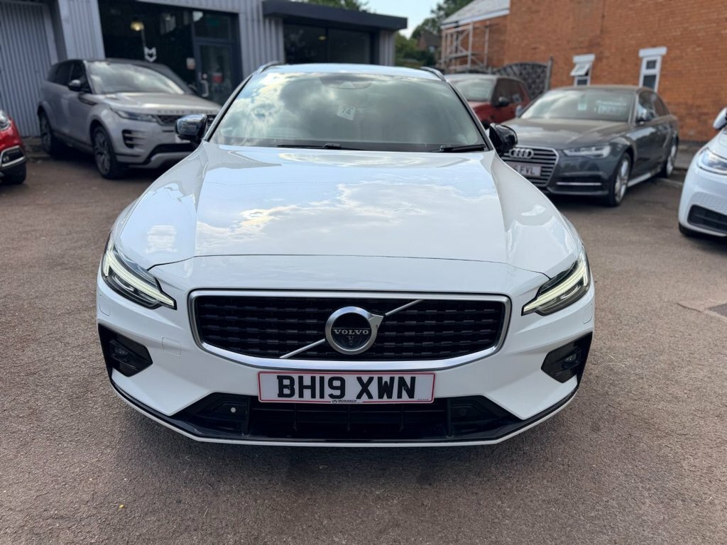 Volvo V60 2L R-design Pro White #3