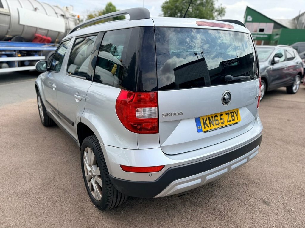 Skoda Yeti 1.2L Se L Silver #4