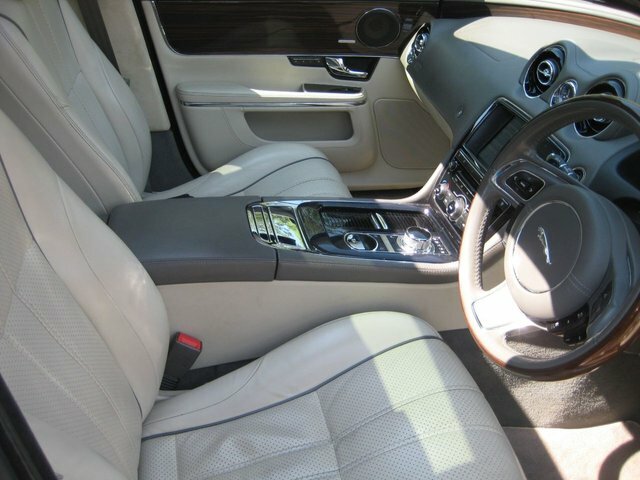 Jaguar XJ 3.0D V6 Portfolio Saloon Euro 5 2 Black #2