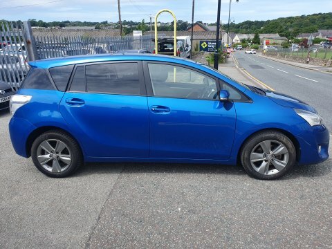 Toyota Verso D-4d Trend MM64PGX Blue #4