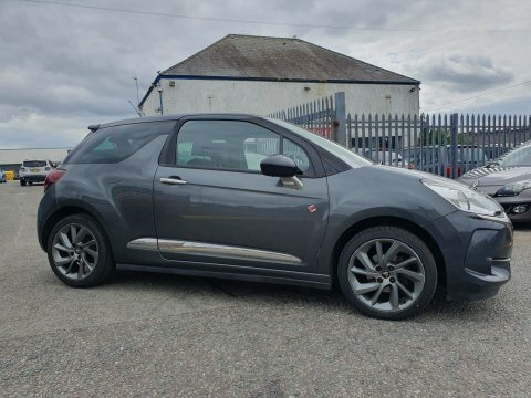 DS DS 3 Bluehdi Performance Line Grey