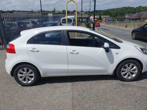 Kia RIO Vr7 CX14LGY White #3