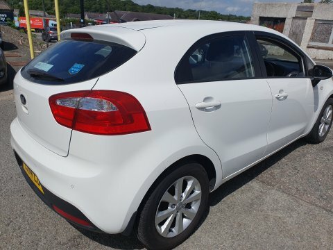 Kia RIO Vr7 CX14LGY White #4