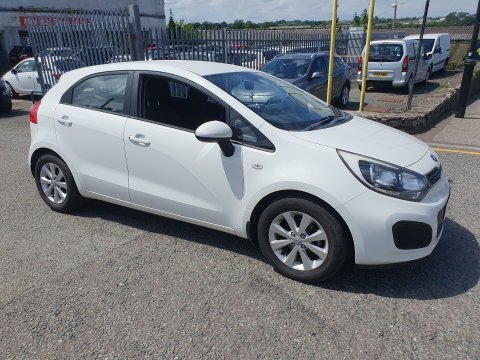 Kia RIO Vr7 CX14LGY White #2