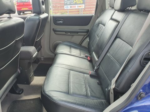 Nissan X-Trail 16V Sport 5-Door Green #13