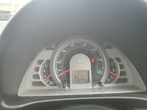 Volkswagen Fox Hatchback Silver #10