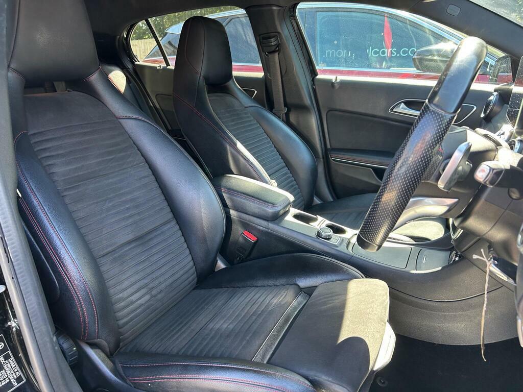 Mercedes-Benz GLA Class 2.1 Gla200d Amg Line 7G-dct Euro 6 S S KX17ONV Black #3