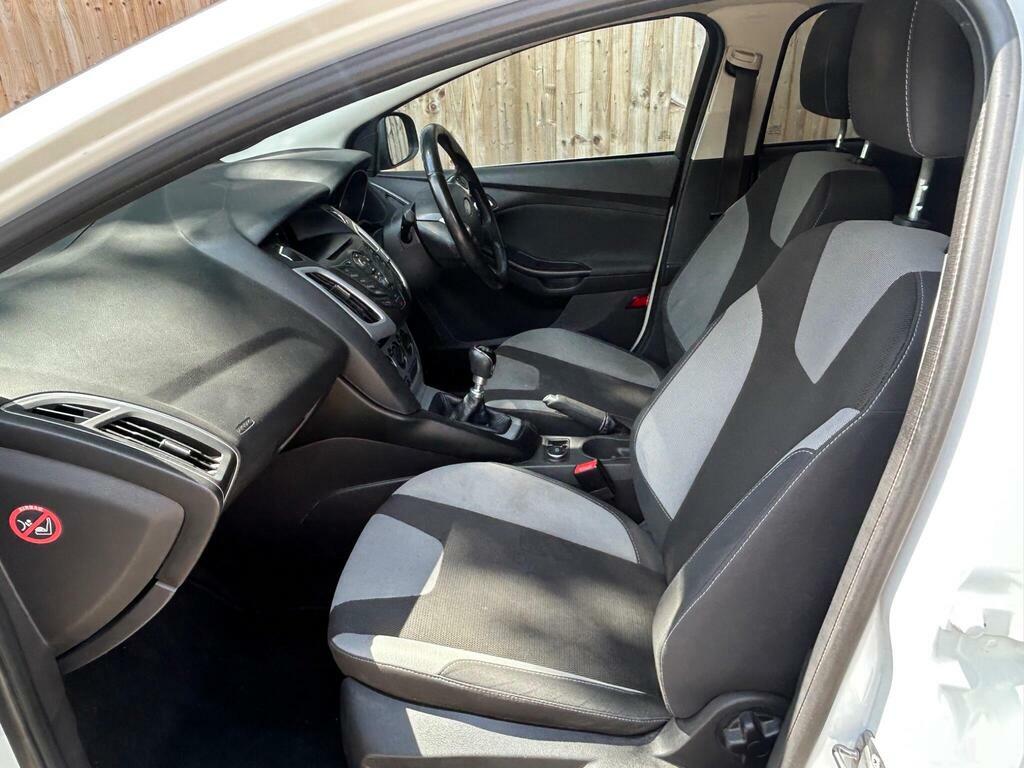 Ford Focus 1.0T Ecoboost Zetec Euro 5 S S White #4
