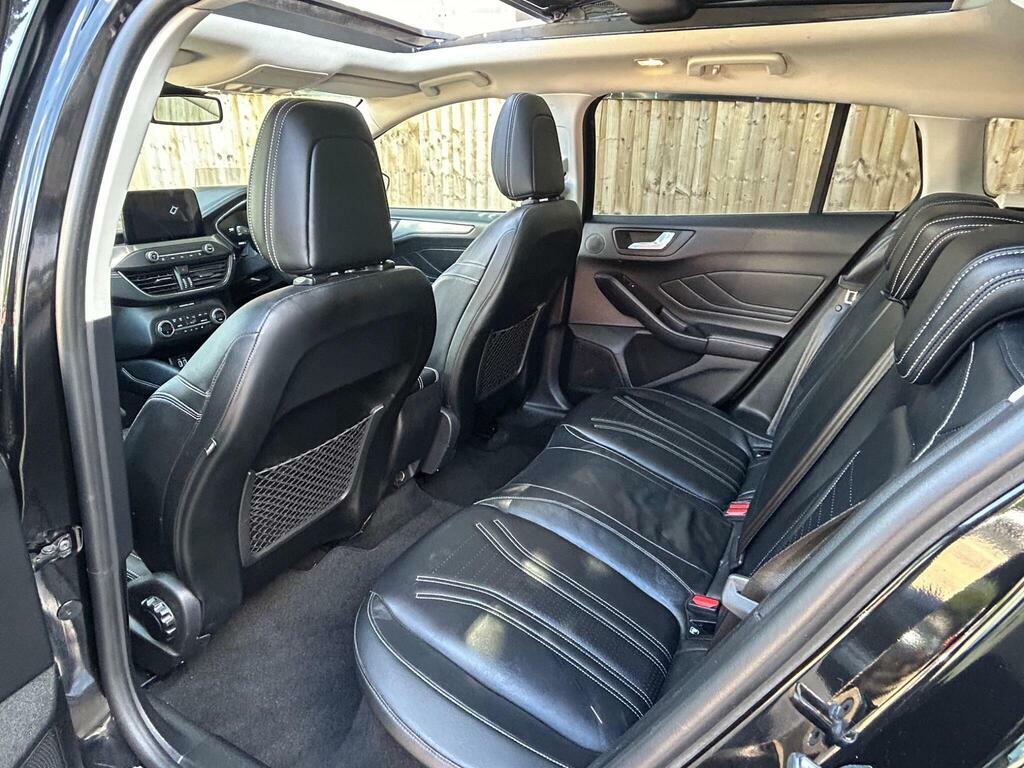 Ford Focus Titanium Estate 1.0T Ecoboost 125Ps Blue #31