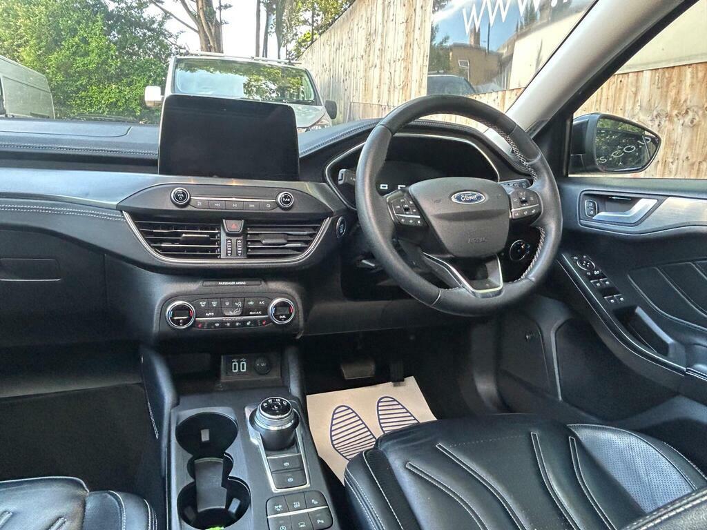 Ford Focus Titanium Estate 1.0T Ecoboost 125Ps Blue #37