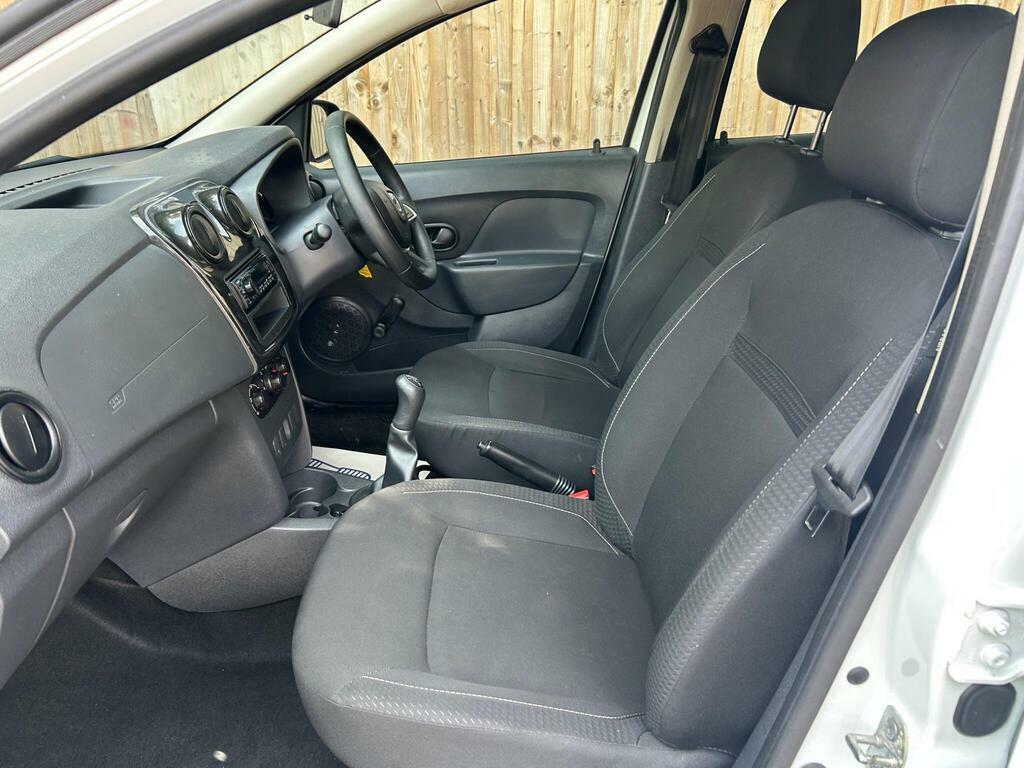 Dacia Sandero 1.0 Sce Ambiance Hatchback Euro Red #31