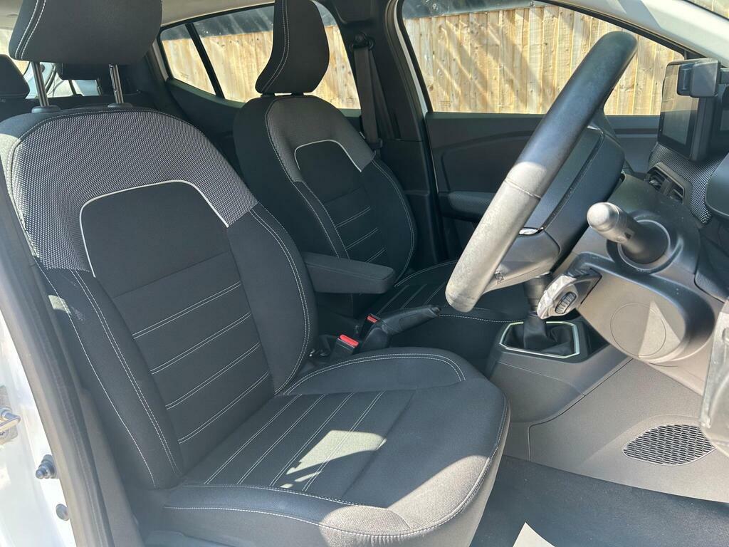 Dacia Sandero 1.0 Tce Comfort Euro 6 S S White #3