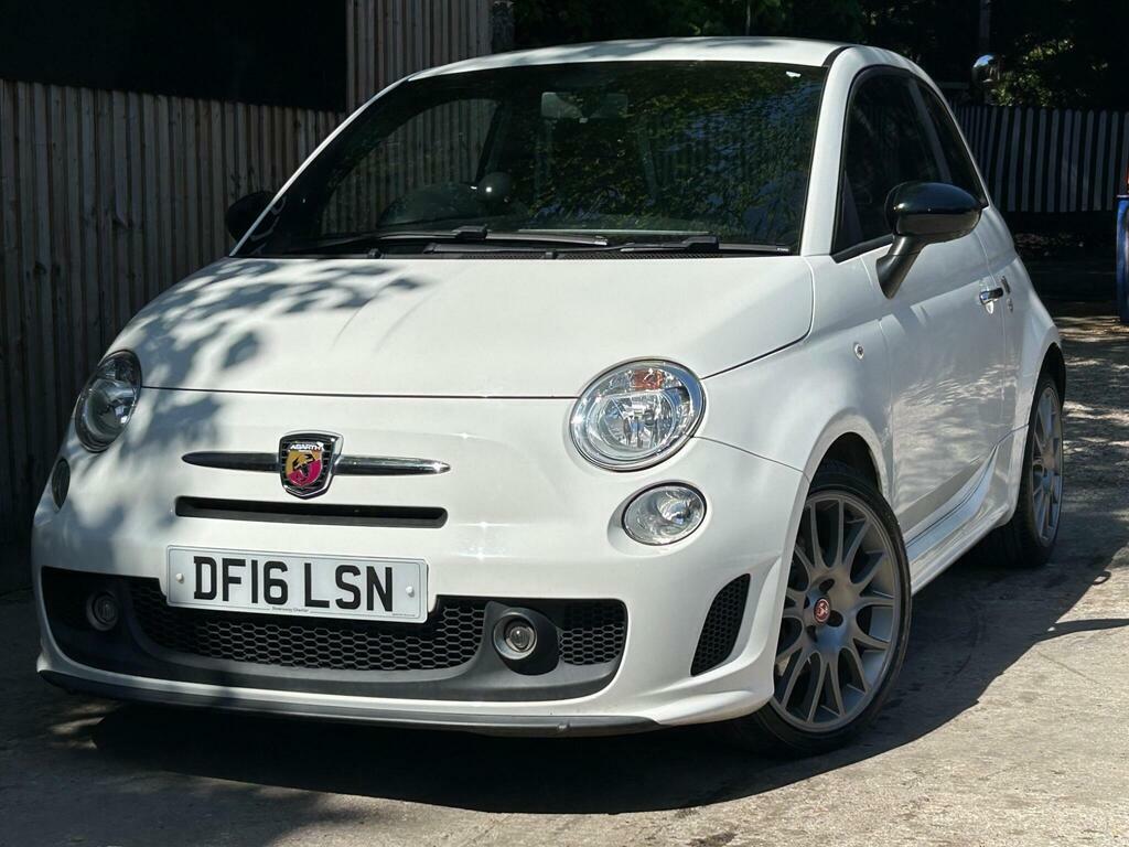 Abarth 595 1.4 T-jet Trofeo Euro 6 White