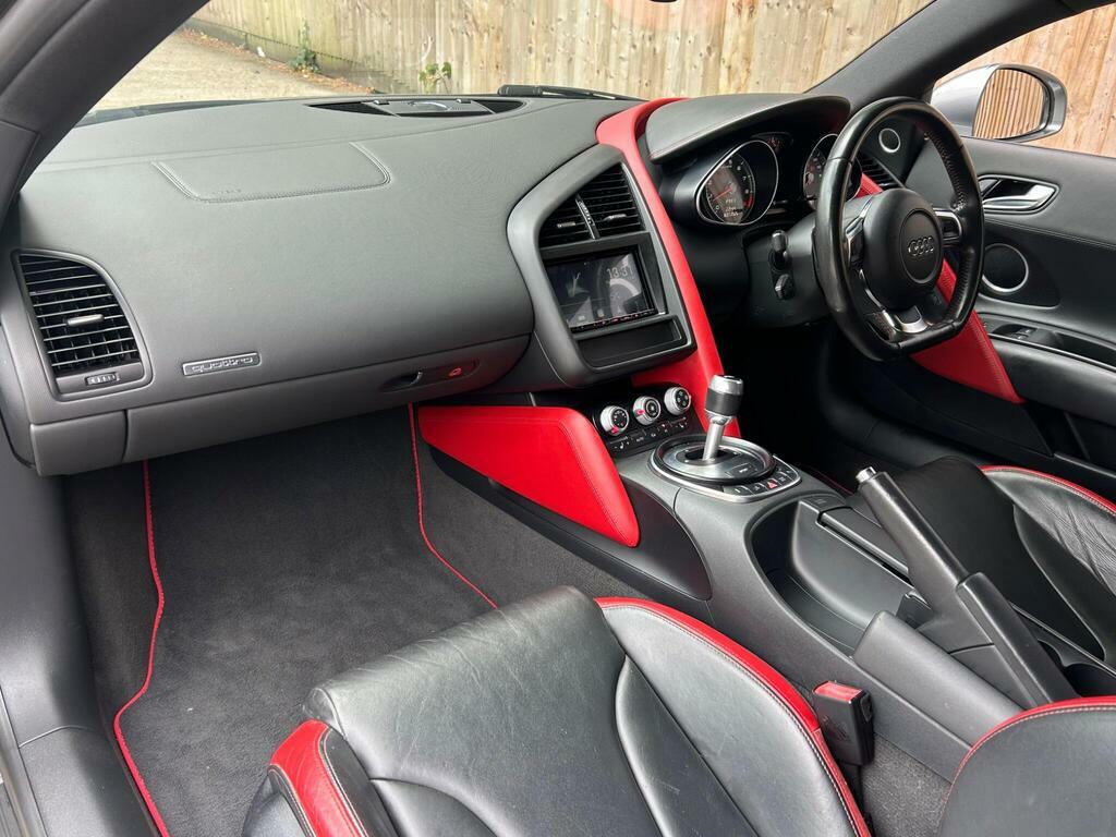 Audi R8 5.2 Gt Quattro V10 Spyder 560 Bhp Black #25