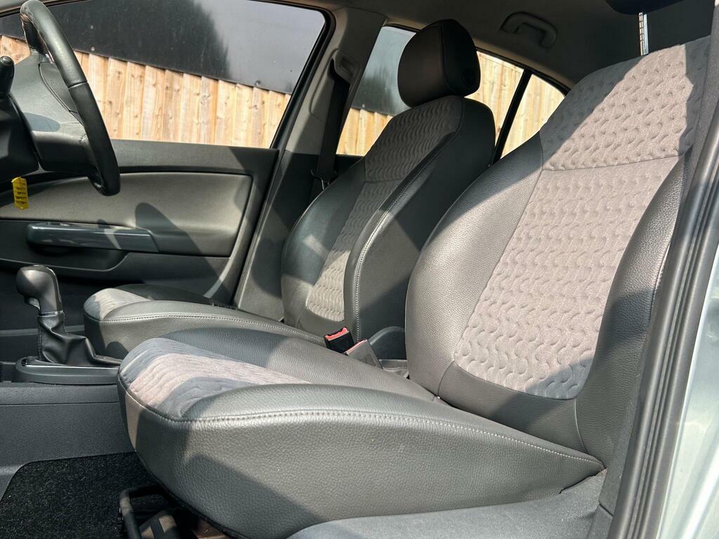 Vauxhall Corsa 1.4 16V Se Euro 5 LR62FKO Silver #4
