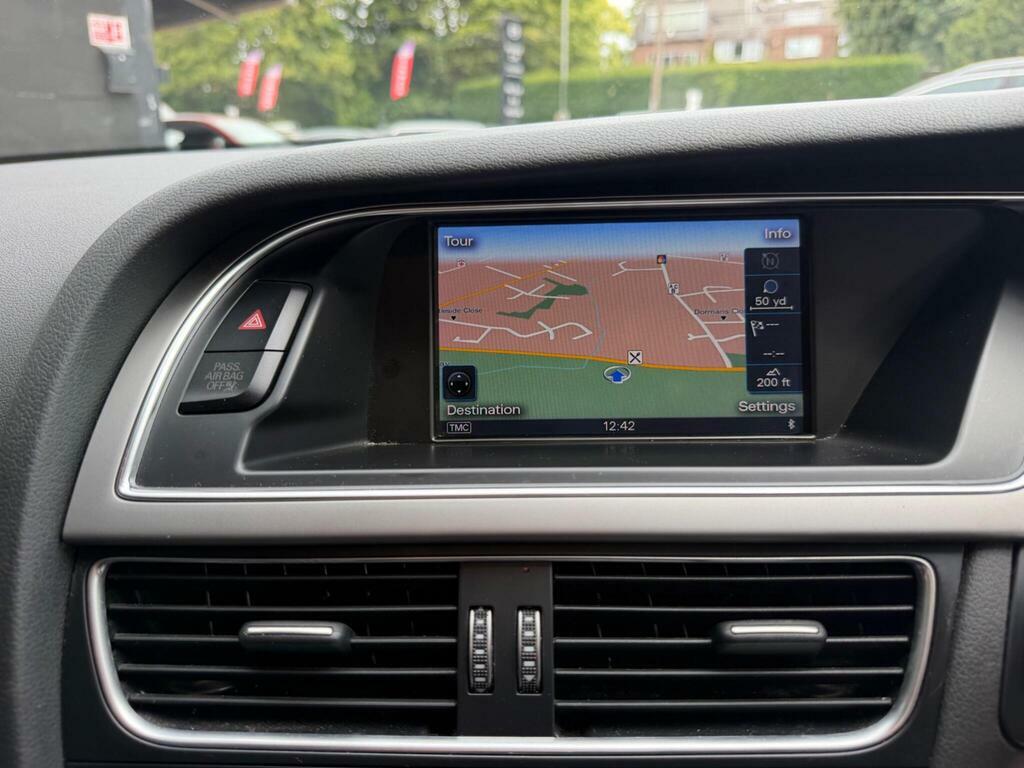 Audi A4 Allroad Estate #26