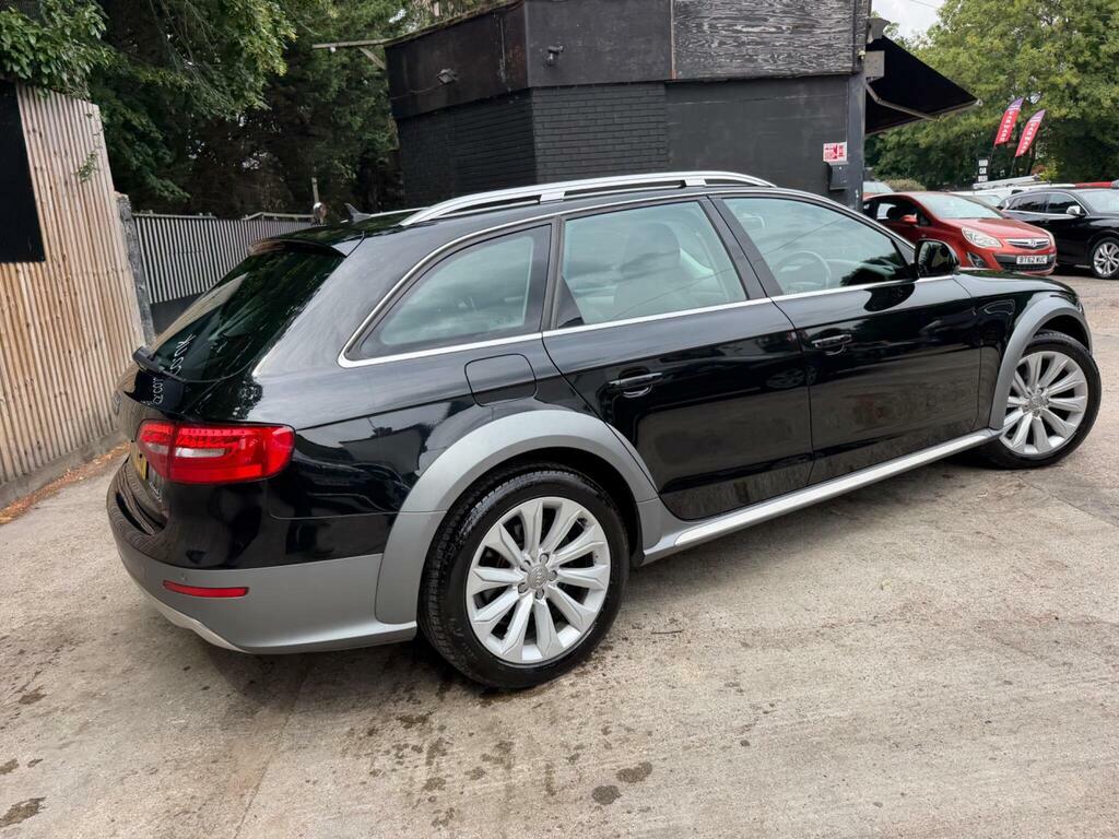 Audi A4 Allroad Estate #9