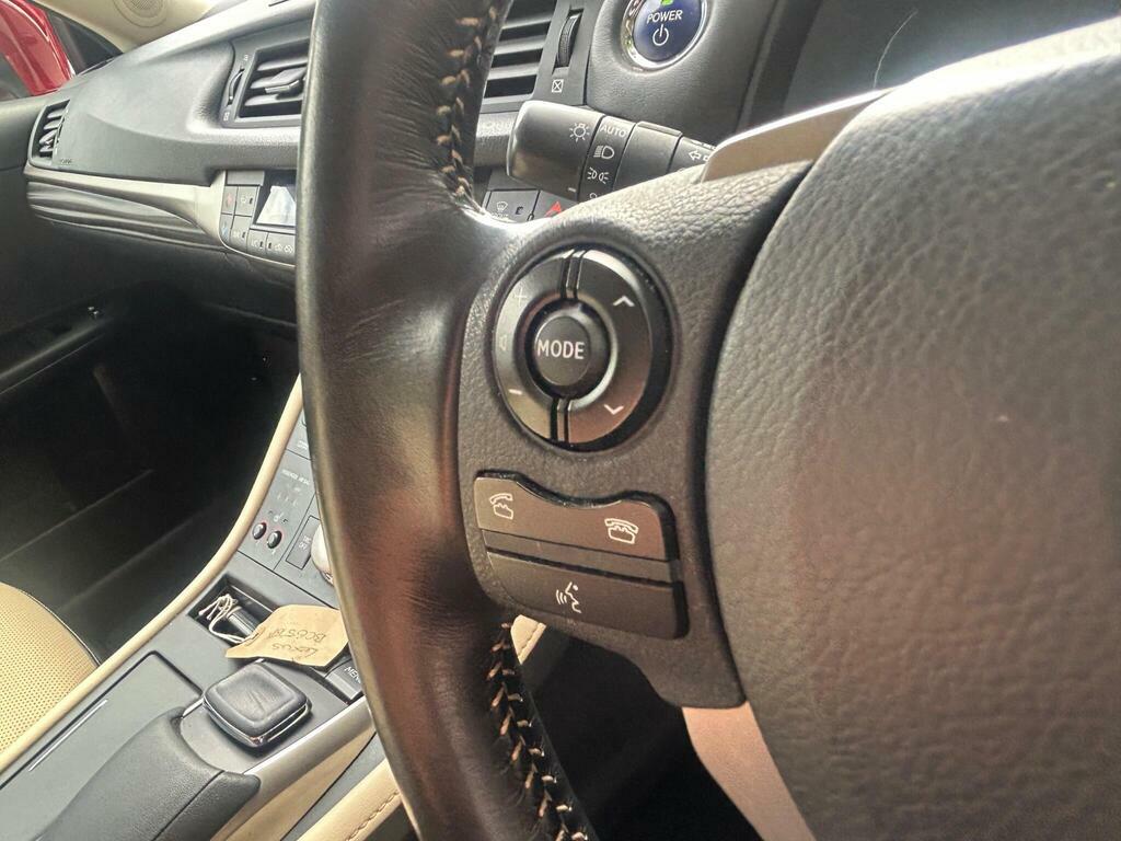 Lexus CT 1.8 200H Premier Cvt Euro 6 Ss Red #25