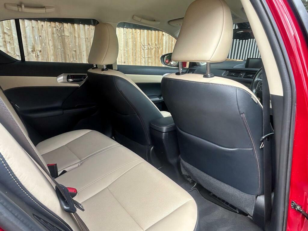 Lexus CT 1.8 200H Premier Cvt Euro 6 Ss Red #30