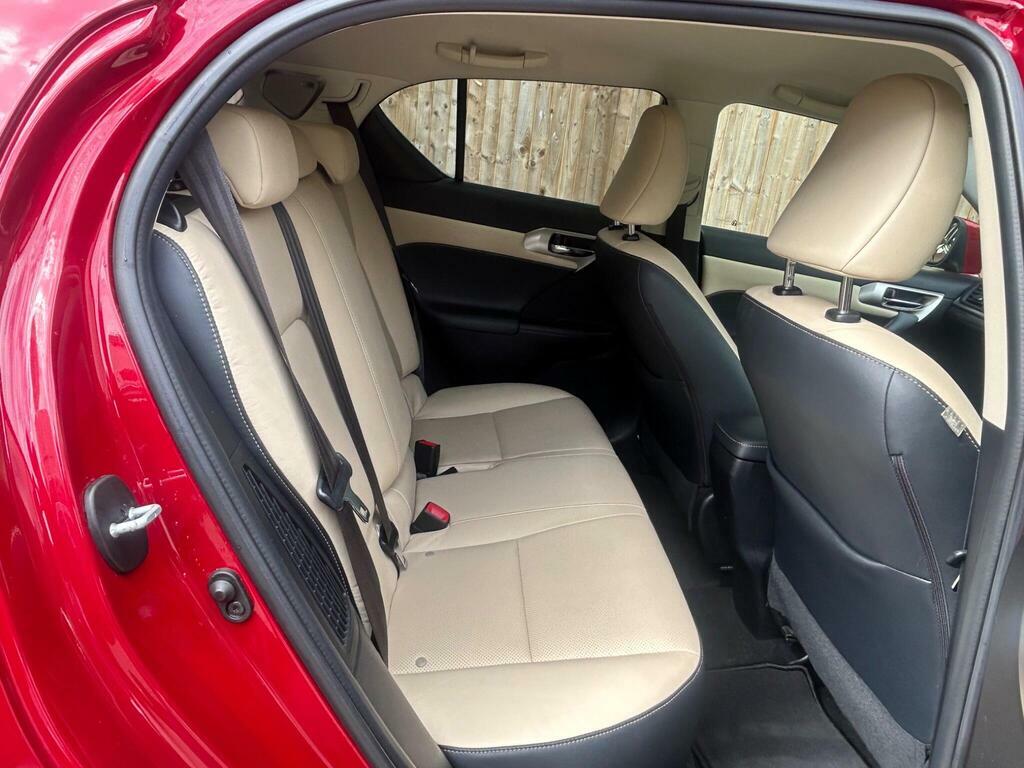 Lexus CT 1.8 200H Premier Cvt Euro 6 Ss Red #29