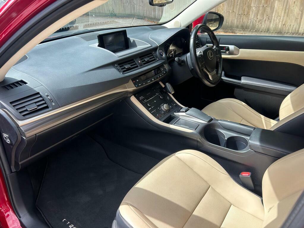 Lexus CT 1.8 200H Premier Cvt Euro 6 Ss Red #36