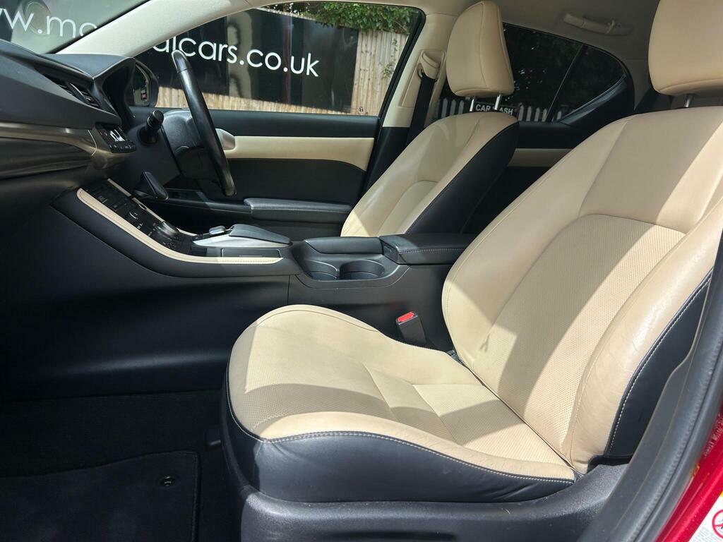 Lexus CT 1.8 200H Premier Cvt Euro 6 S S Red #4