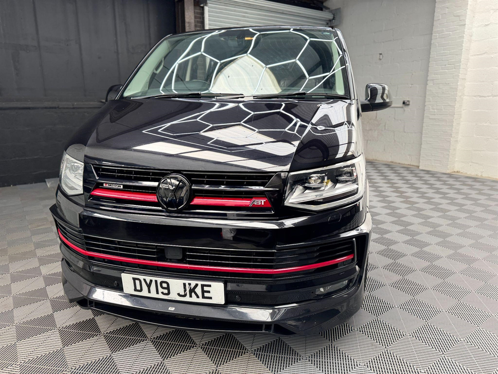 Volkswagen Transporter 2.0 Bitdi T32 Bluemotion Tech Highline Kombi Dsg 4 DY19JKE Black #2