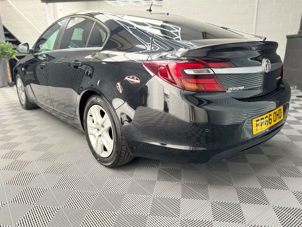 Vauxhall Insignia 1.6 Cdti Ecoflex Design Euro 6 Ss FP66OHD Black #4